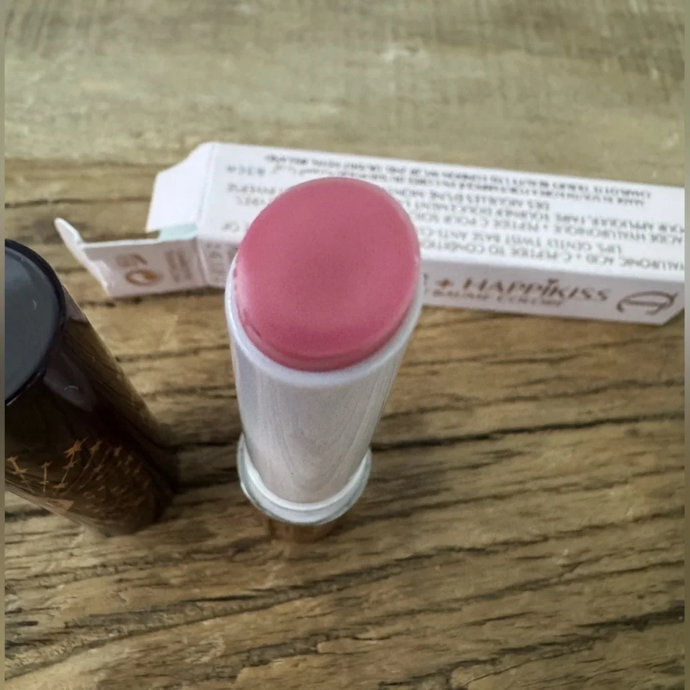 NEW IN BOX Charlotte Tilbury Hyaluronic Hapikiss Cokor Balm ~ Crystal Happikiss